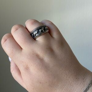 Sterling silver spinning storyteller horses ring, size 11